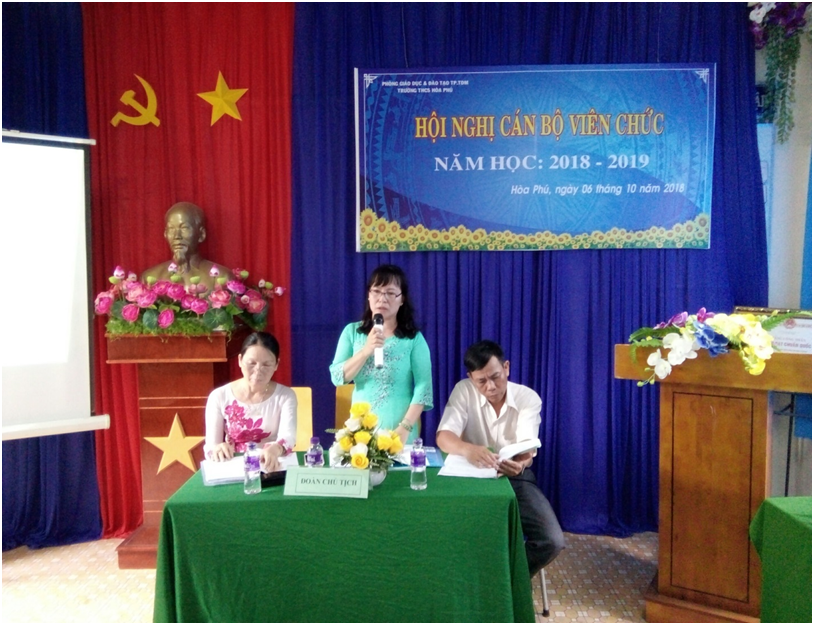 Hội nghị CBCC của trường THCS Hòa Phú năm học 2018-2019